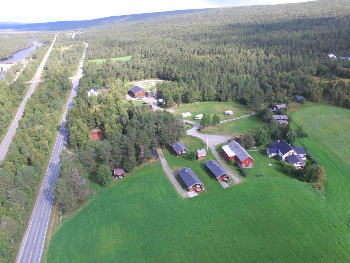 Roste Hyttetun Og Camping Os (Hedmark) エクステリア 写真