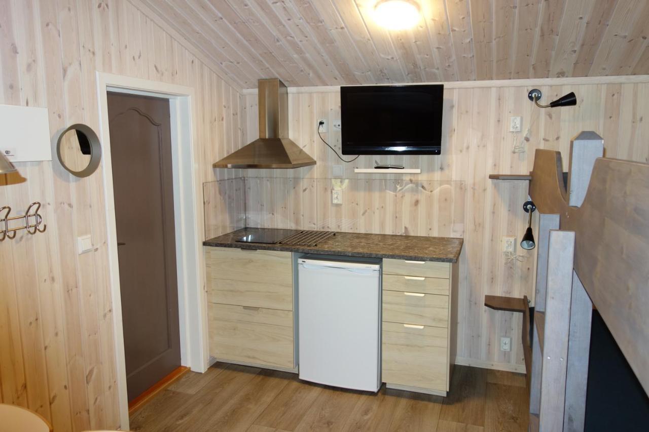 Roste Hyttetun Og Camping Os (Hedmark) エクステリア 写真