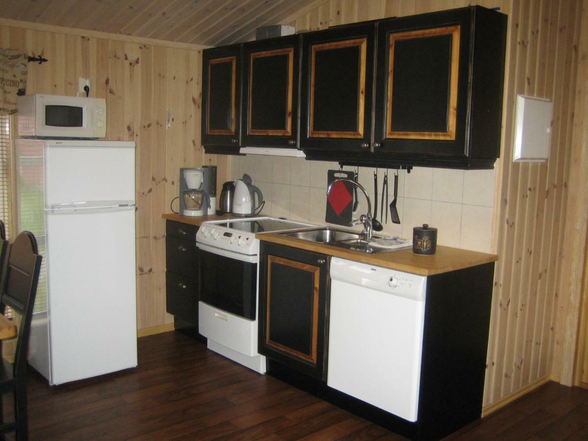 Roste Hyttetun Og Camping Os (Hedmark) エクステリア 写真