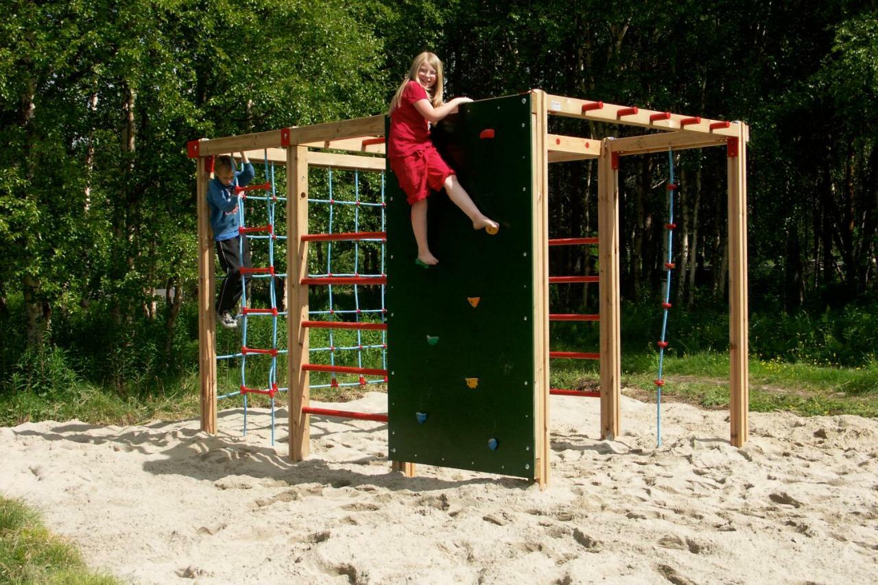 Roste Hyttetun Og Camping Os (Hedmark) エクステリア 写真